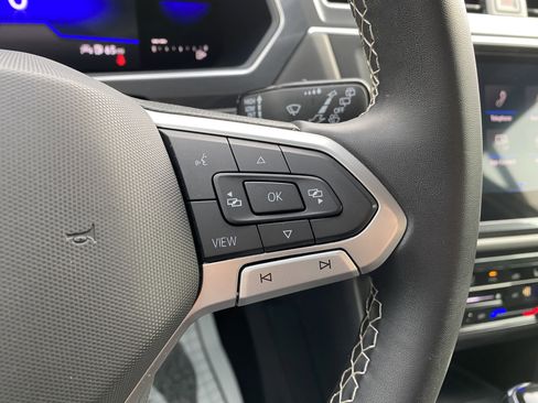 Used 2023 Volkswagen Tiguan SE image 20