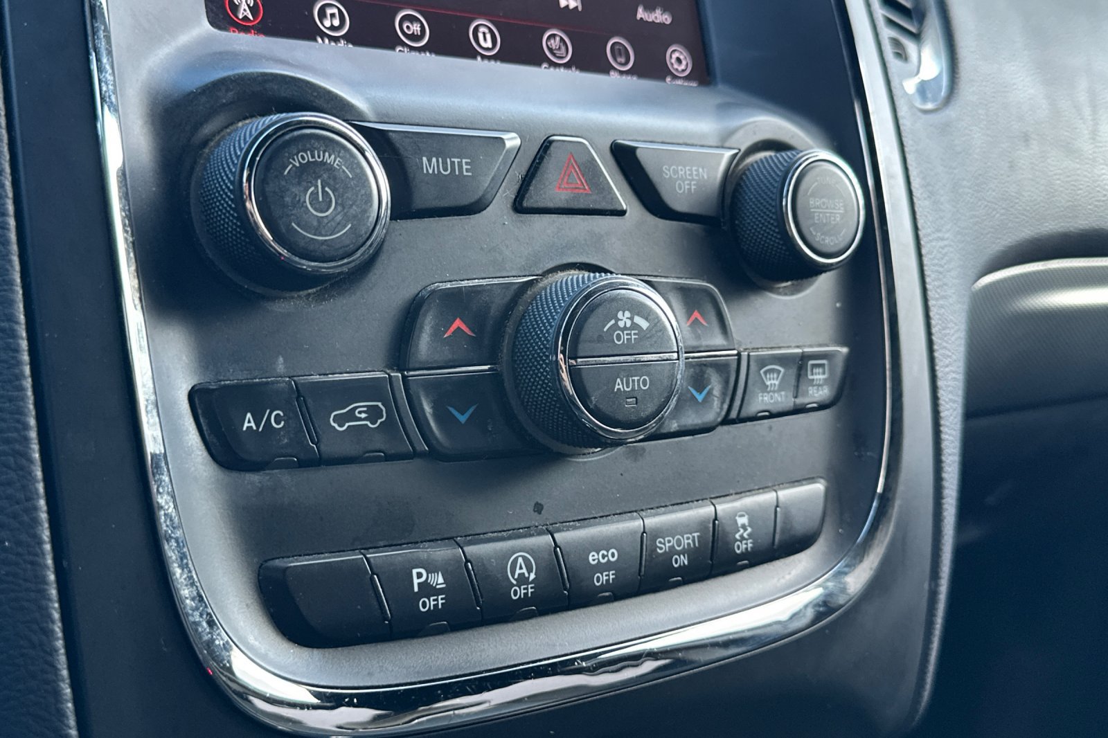 Used 2019 Dodge Durango GT AWD/4WD image 30