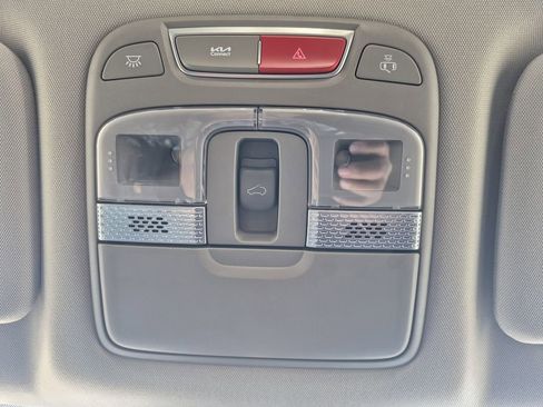 Used 2025 Kia Telluride S image 26