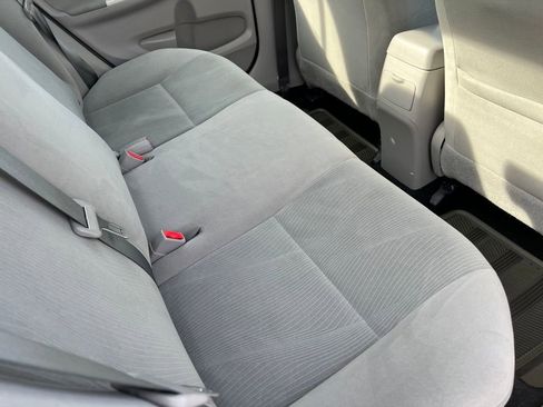 Used 2013 Toyota Corolla LE image 18