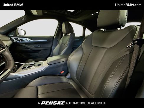 Used 2025 BMW 430i w/ Premium Package image 5