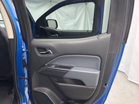 Used 2021 Chevrolet Colorado Z71 image 37