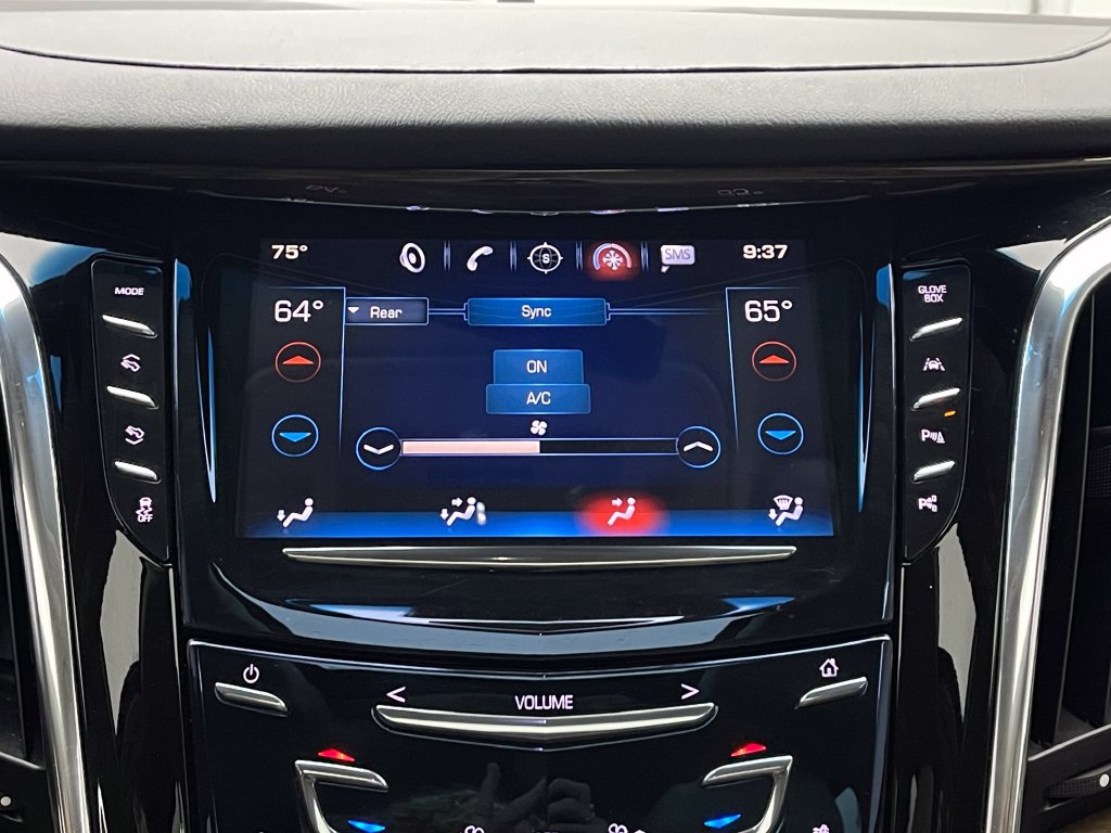 Used 2018 Cadillac Escalade ESV Premium Luxury AWD/4WD image 25