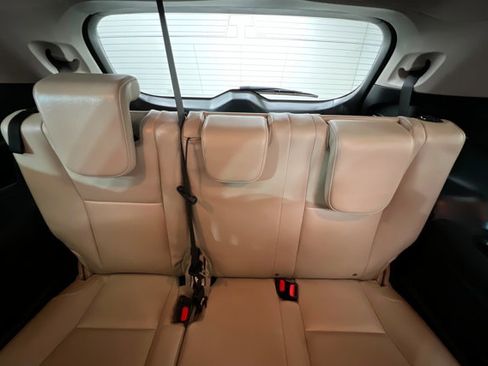 Used 2021 Subaru Ascent Limited image 22