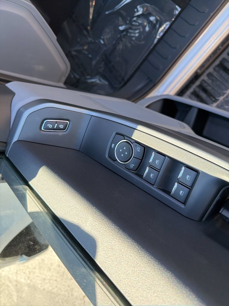 New 2026 Ford F250 XL w/ STX Appearance Package AWD/4WD image 15