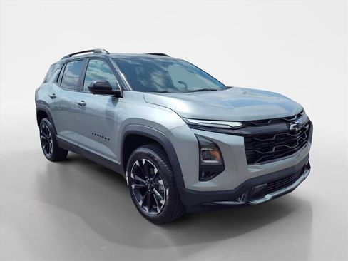 New 2026 Chevrolet Equinox RS w/ Convenience Package III AWD/4WD image 7