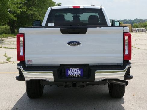 New 2025 Ford F350 XLT w/ FX4 Off-Road Package image 22