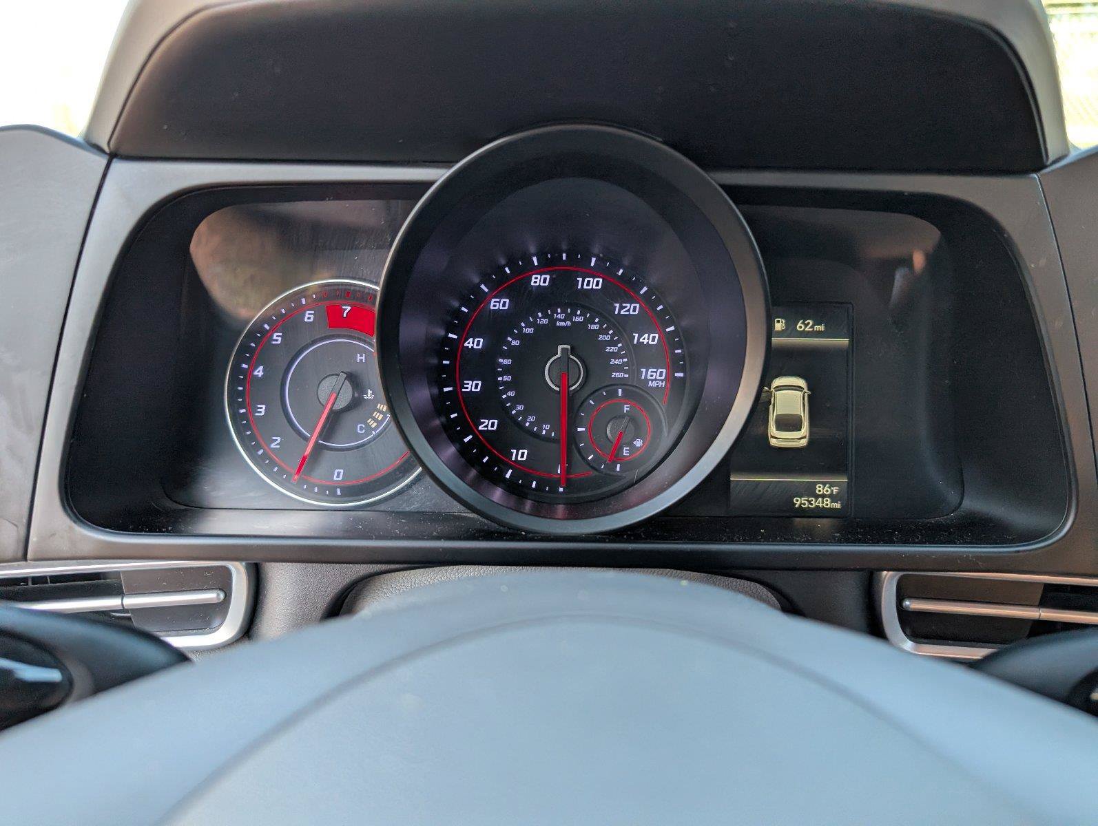 Used 2023 Hyundai Elantra SEL FWD image 25
