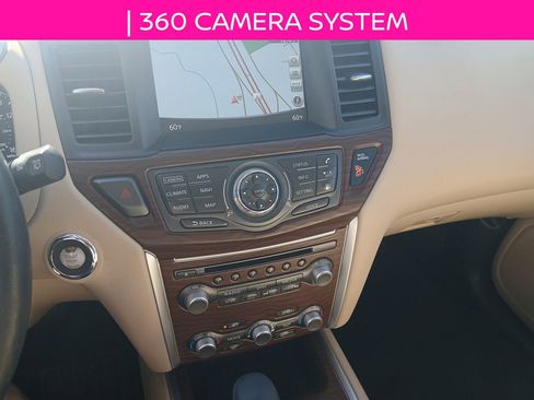 Used 2019 Nissan Pathfinder Platinum image 14