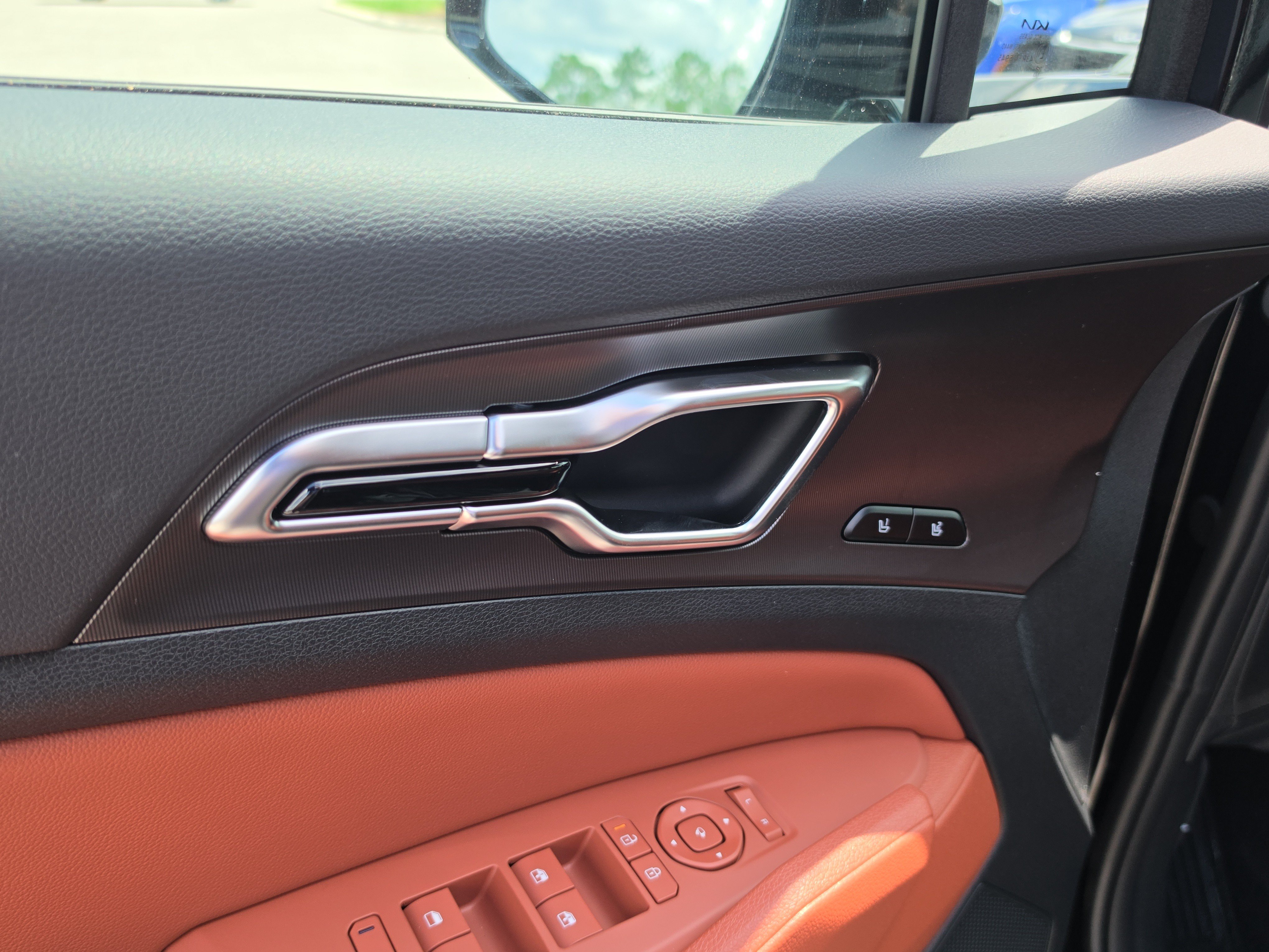 New 2026 Kia Sportage SX FWD image 19