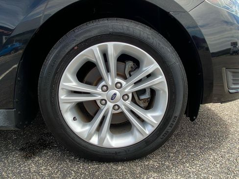 Used 2017 Ford Taurus SE FWD image 47
