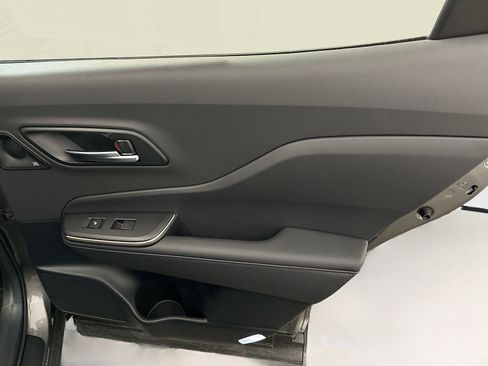 Used 2023 Toyota Crown Platinum image 31