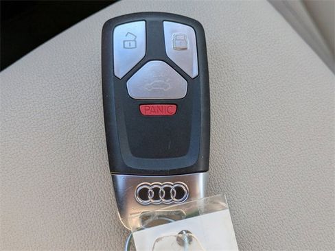 Used 2023 Audi A4 2.0T Premium w/ Convenience Package image 26