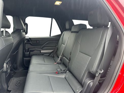 Used 2025 Toyota 4Runner TRD Off-Road Premium w/ Tow Technology Package image 10