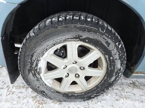 Used 2010 Chrysler Town & Country Touring w/ Heated Seat Group image 9