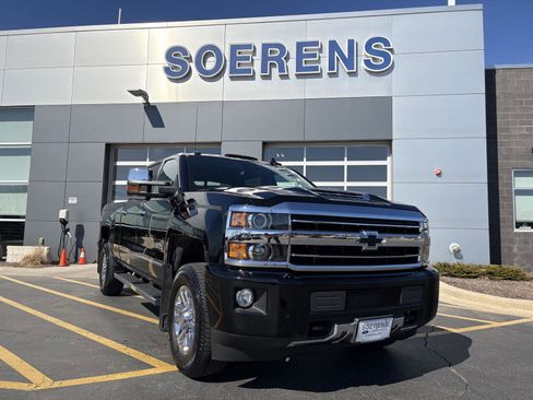 Used 2019 Chevrolet Silverado 3500 High Country image 1