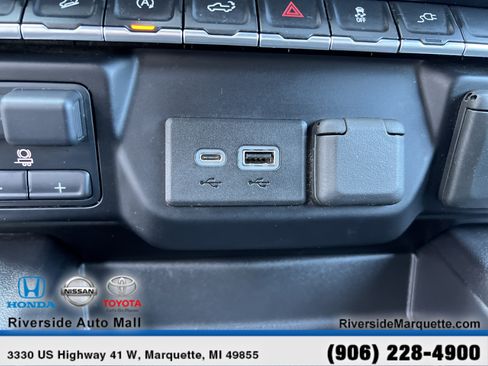 Used 2021 Chevrolet Silverado 1500 RST w/ All Star Edition Plus AWD/4WD image 18