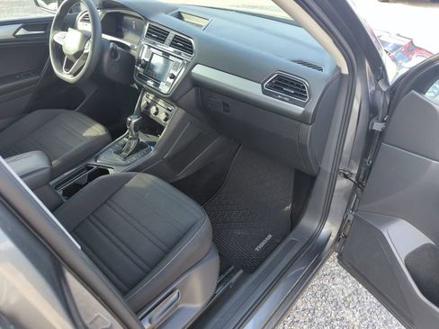 Certified 2022 Volkswagen Tiguan S FWD image 34