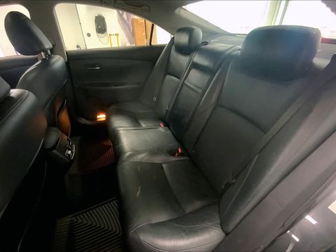 Used 2011 Lexus ES 350 image 28