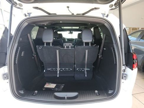 New 2025 Chrysler Pacifica Limited image 44