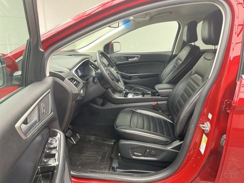 Certified 2020 Ford Edge SEL w/ Convenience Package FWD image 3