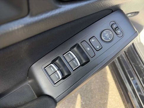 Used 2023 Honda Civic Sport image 15