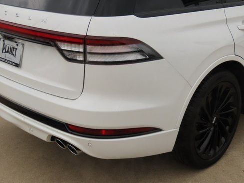 Used 2026 Lincoln Aviator Reserve w/ Jet Appearance Package RWD image 10