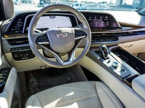 Used 2021 Cadillac Escalade Sport Platinum image 14