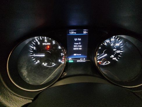 Used 2019 Nissan Rogue SV AWD/4WD image 23