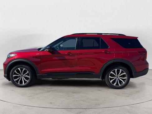 Used 2022 Ford Explorer ST-Line AWD/4WD image 4