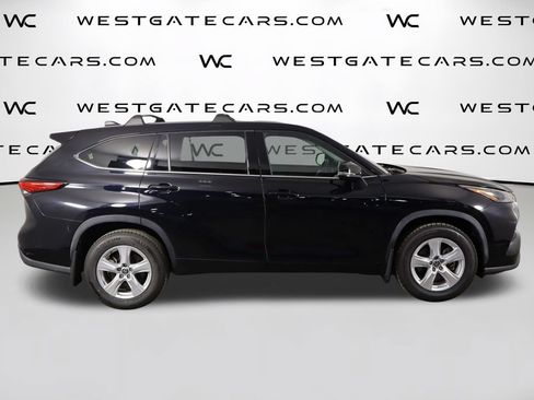 Used 2022 Toyota Highlander L AWD/4WD image 47