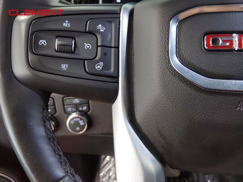 Used 2023 GMC Sierra 1500 SLE image 11