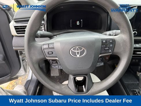 Used 2025 Toyota Camry LE FWD image 21