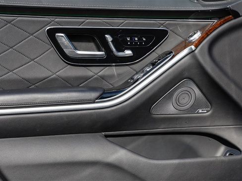 Used 2024 Mercedes-Benz S 580 4MATIC Sedan image 21