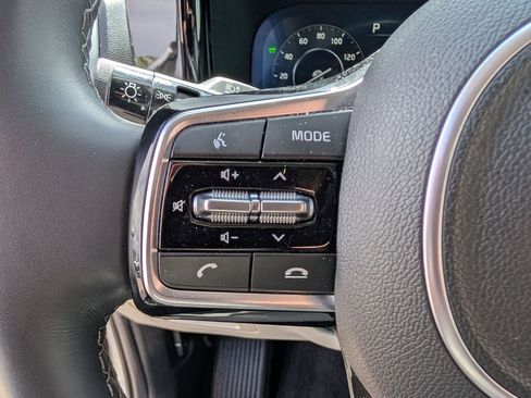 Certified 2023 Kia Sorento SX Prestige AWD/4WD image 15