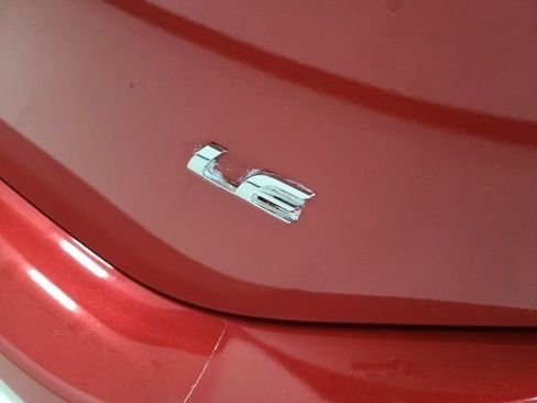 Used 2017 Toyota Corolla LE FWD image 8