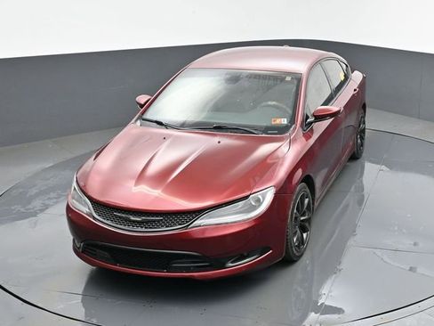 Used 2015 Chrysler 200 S w/ Comfort Group image 20