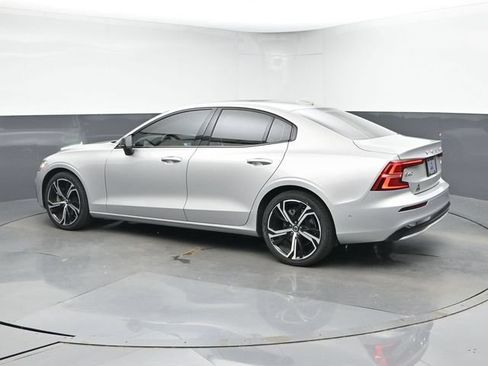 Used 2024 Volvo S60 B5 Plus AWD/4WD image 6