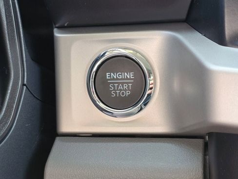 New 2026 Ford F250 XLT w/ XLT Premium Package image 25