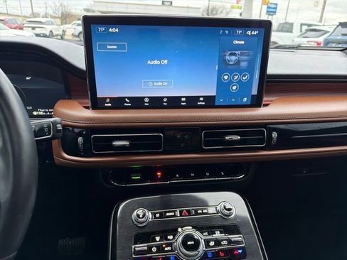 Used 2023 Lincoln Nautilus Reserve w/ Monochromatic Package image 22