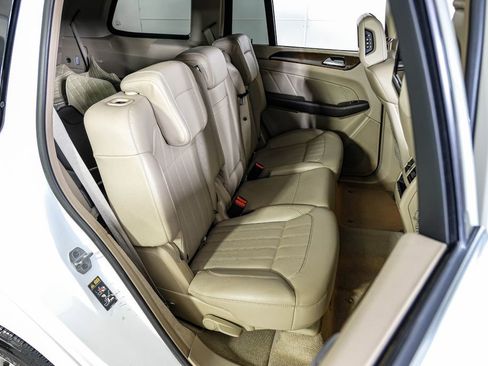 Used 2015 Mercedes-Benz GL 320 BlueTEC 4MATIC image 40