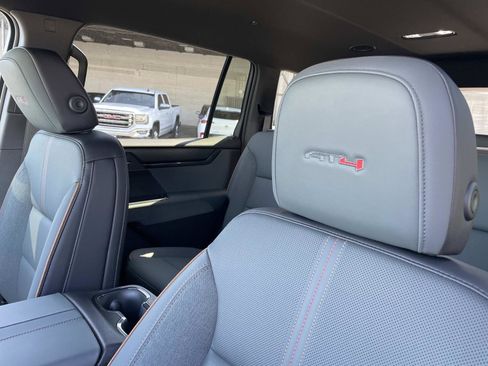 New 2026 GMC Acadia AT4 image 20