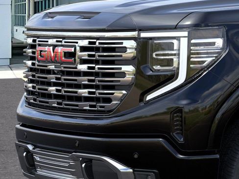 New 2025 GMC Sierra 1500 Denali w/ Denali Reserve Package image 21