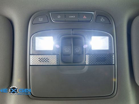 Used 2022 Kia Telluride SX w/ Nightfall Edition Package AWD/4WD image 22