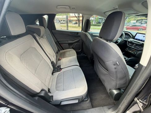 Used 2022 Ford Escape SE w/ Convenience Package FWD image 14