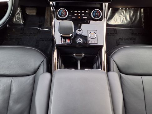 Certified 2023 Land Rover Range Rover Sport SE image 21