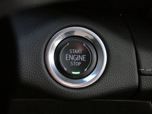 Used 2023 Buick Envision Essence w/ Sport Touring Package image 43