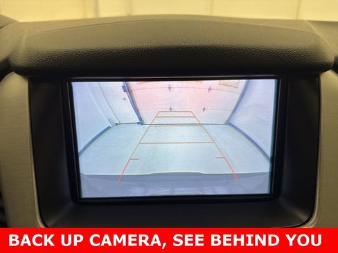 Used 2020 GMC Yukon XL SLT image 2