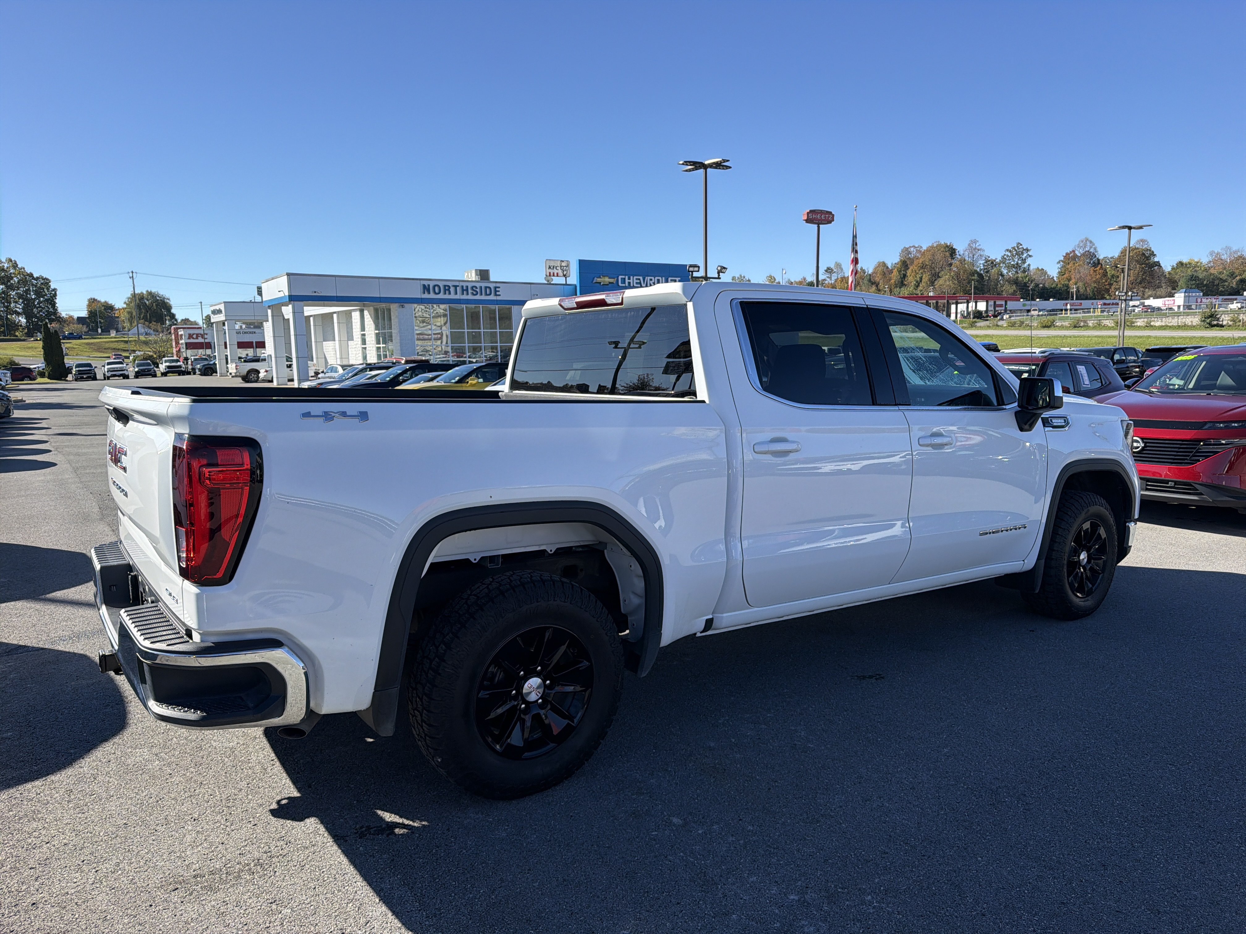 Certified 2024 GMC Sierra 1500 SLE AWD/4WD image 6