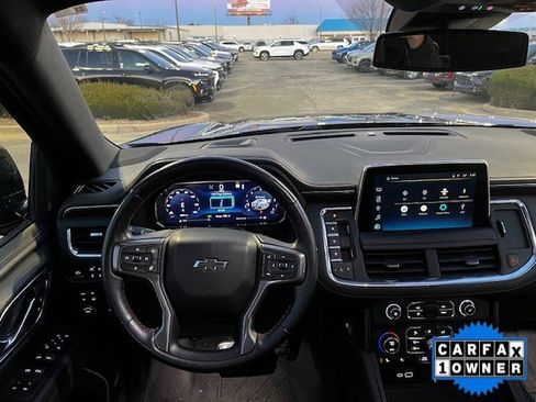 Used 2023 Chevrolet Suburban RST w/ Luxury Package image 3